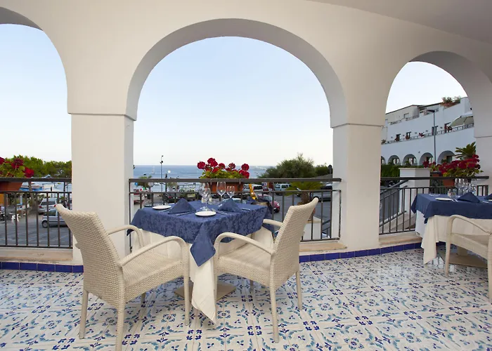 Punta Campanella Resort&Spa